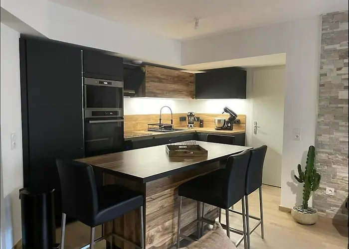 T3, 5 Minutes A Pied Des Plages * Ajaccio (Corsica)